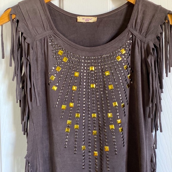 Sleeveless Fringed Tunic - Picture 2 of 8